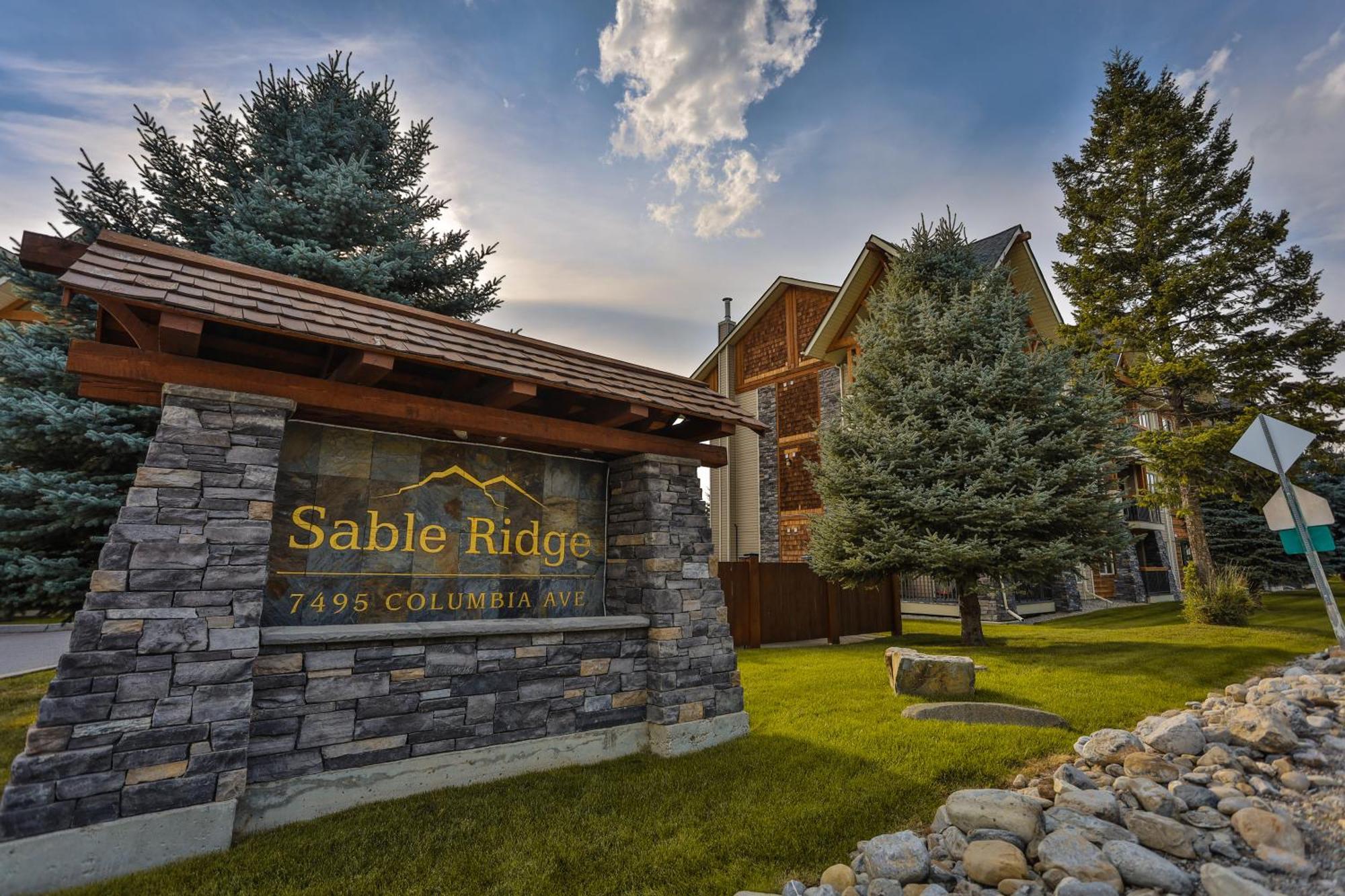 Sable Ridge Condos By Fantasticstay Radium Hot Springs Eksteriør bilde