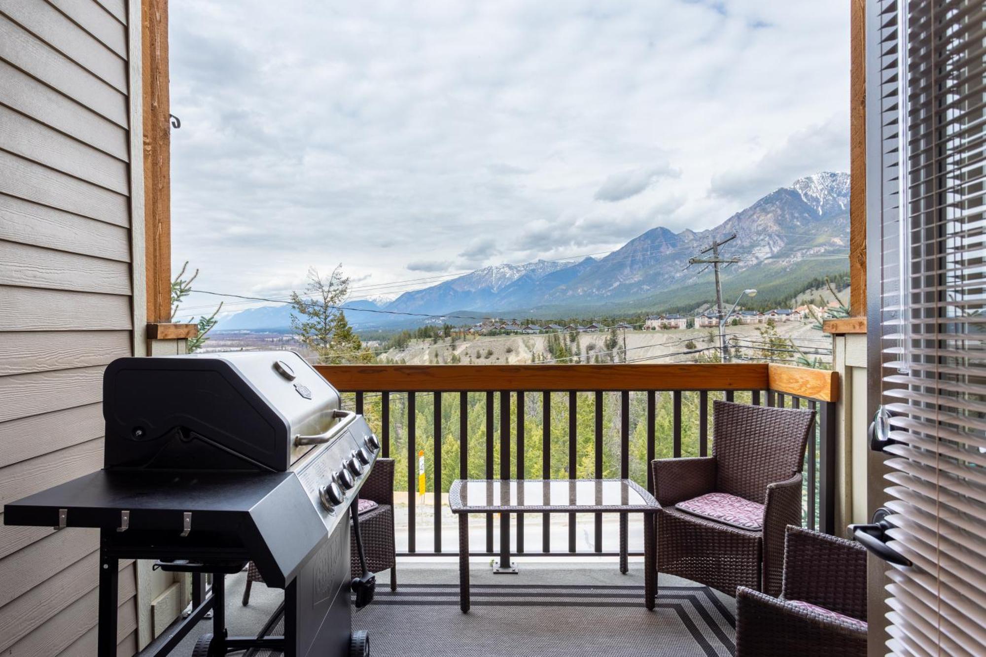 Sable Ridge Condos By Fantasticstay Radium Hot Springs Rom bilde